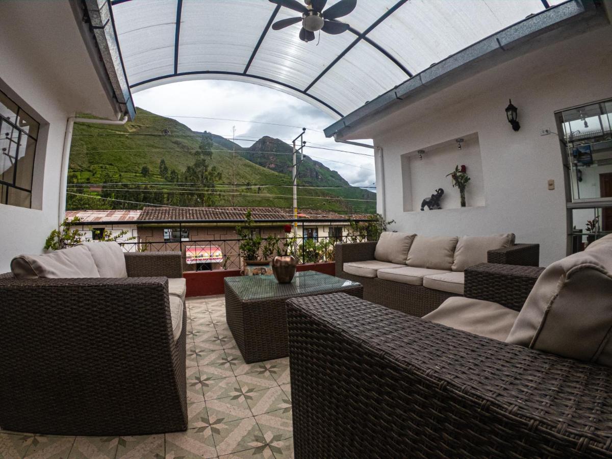 Hotel Los Laureles Calca Exterior photo