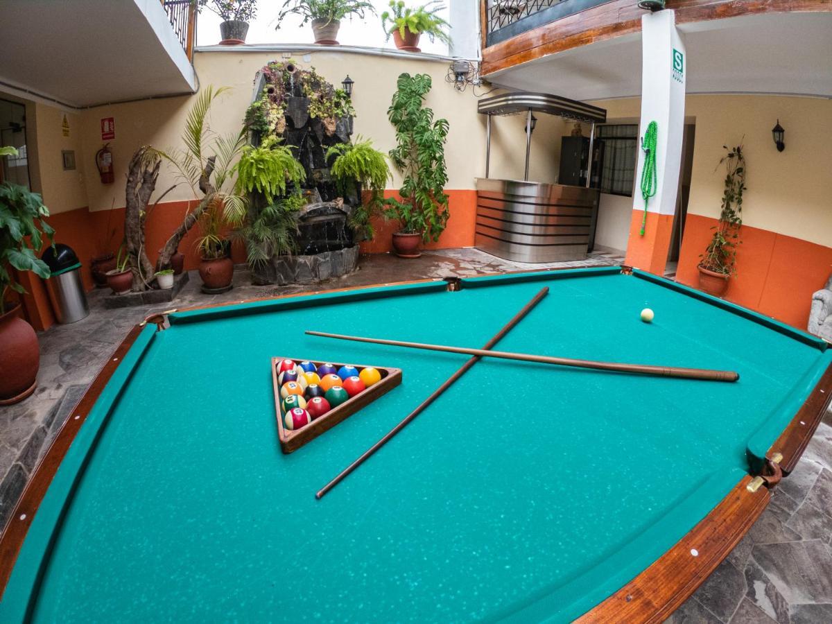 Hotel Los Laureles Calca Exterior photo