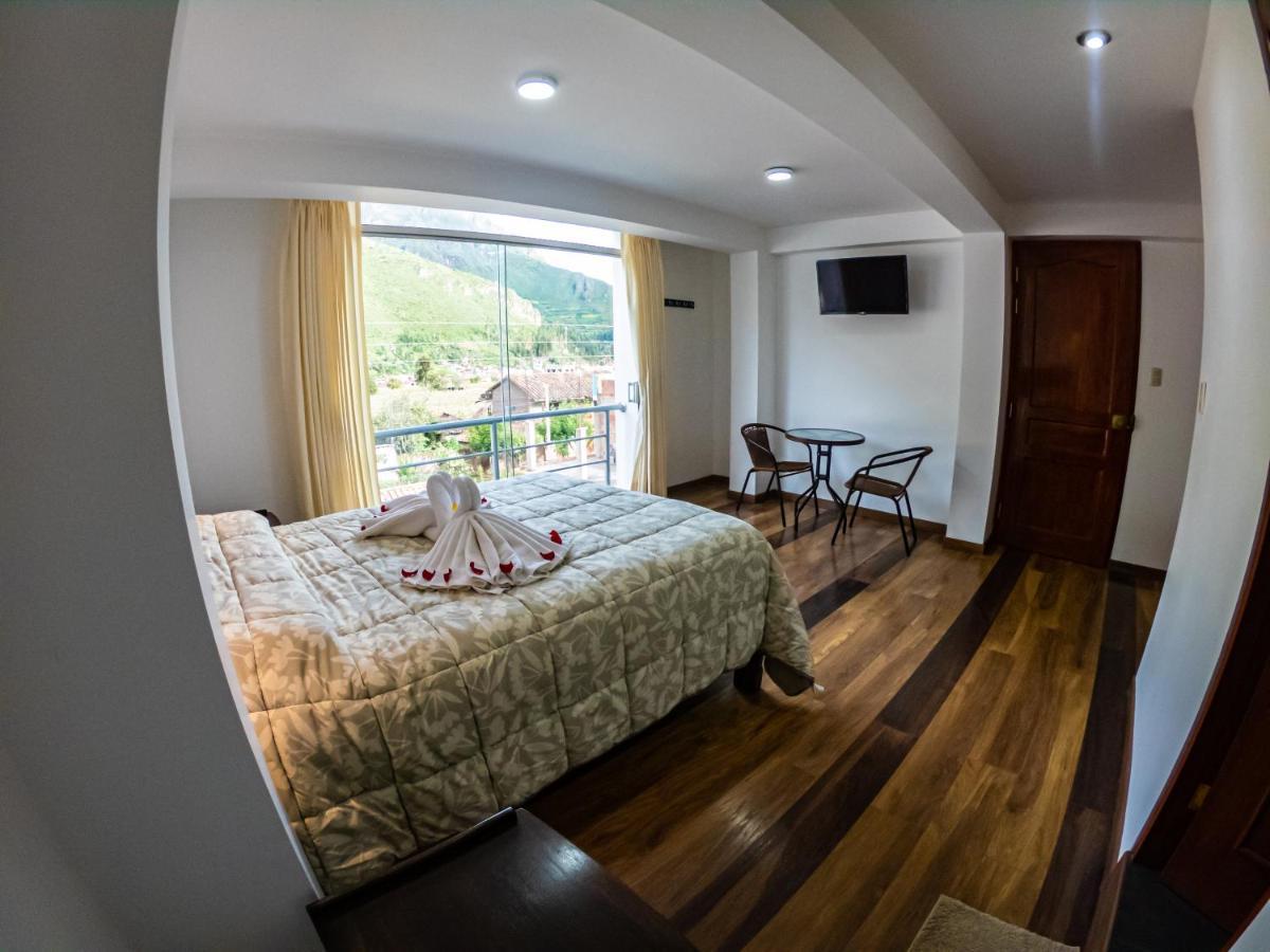 Hotel Los Laureles Calca Exterior photo