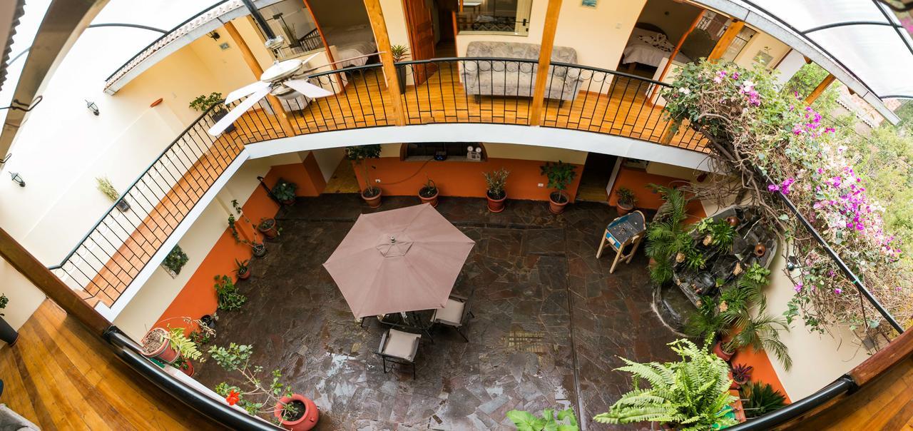 Hotel Los Laureles Calca Exterior photo